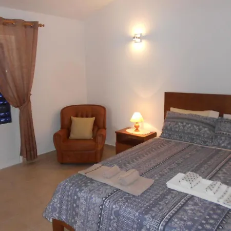 Holiday home Moradias Ode Odeceixe